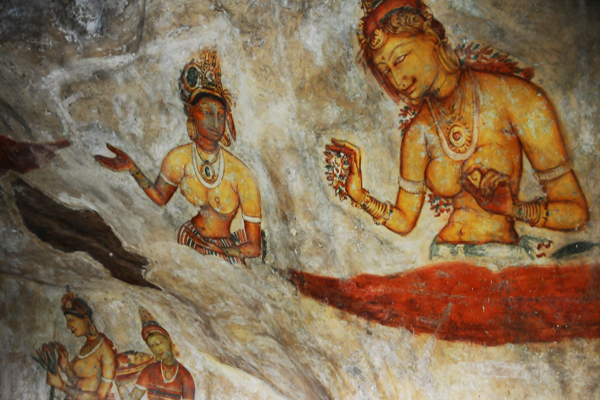 சீகிரியா சுற்றுலாவுக்கு செல்வோர் அதிர்ச்சி; மலைமேல் ஏறுவதற்கு 11000 ரூபா! | 11000 Rupees To Climb Sigiriya