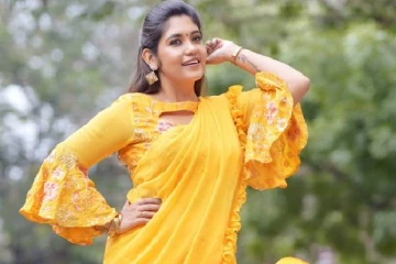 சீரியல் நடிகை ஸ்ருதி ஷண்முக ப்ரியா இன்ஸ்டாகிராம் போட்டோஸ்