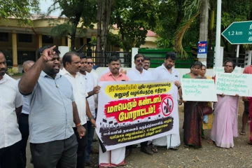 யாழில் புதிதாக திறக்கப்பட உள்ள நான்கு மதுபானசாலைகள்! அனுமதியை ரத்துச் செய்யக் கோரி போராட்டம்!