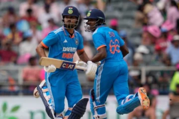 முதல் சர்வதேச போட்டியிலேயே அரைசதம் அடித்த தமிழக வீரர்: 8 விக்கெட் வித்தியாசத்தில் இந்தியா அபார வெற்றி