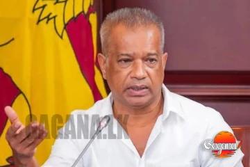 "අපි එන්නේ වාහන වල බලන්න අපේ ඇදුම් දිහා දැන් අපි දියුණු වෙලා ජනතාවට කෙළ වෙලා" - ඇමති ලාල්කාන්ත