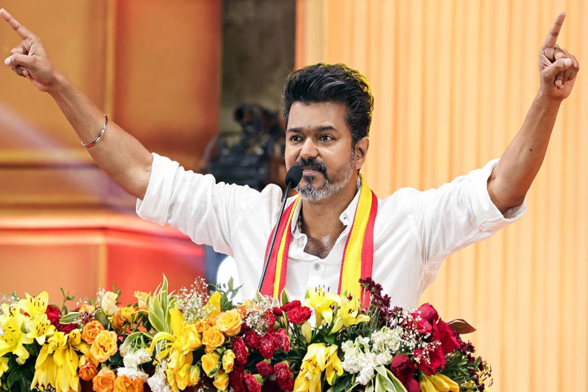 விஜய்யே என்னை அழைத்து பாட சொன்னாலும் நான் அவருக்கு பாட மாட்டேன்... பிக்பாஸ் கானா வினோத் | I Wont Sing For Tvk Vijay Gana Vinodh Open Talk விஜய்யே என்னை அழைத்து பாட சொன்னாலும் நான் அவருக்கு பாட மாட்டேன்... பிக்பாஸ் கானா வினோத் | I Wont Sing For Tvk Vijay Gana Vinodh Open Talk