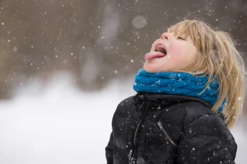 பனியை வாயில் பிடிக்கவேண்டாம்! சுவிஸ் மக்களுக்கு எச்சரிக்கை!