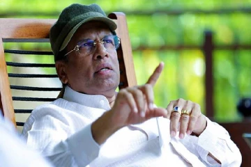 இடதுசாரி கட்சிளுடன் அரசியல் புரட்சிக்கு தயாராகி வரும் மைத்திரி