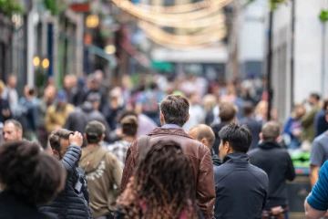 பிரித்தானியாவில் கையில் அதிக பணம் வைத்திருப்பவர்கள் தொடர்பில் வெளியான தகவல்