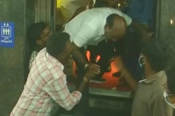 லிப்டில் சிக்கிய அமைச்சர் மா.சுப்பிரமணியன் - பொறியாளர்கள் பணி நீக்கம்