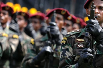 அரச ஊழியர்களின் சம்பளத்தில் பெருந்தொகை முப்படையினருக்காக செலவு