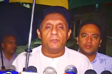 வெலிக்கடை சிறையில் சஞ்சீவ மற்றும் ஆனந்தவைப் பார்வையிட்ட சஜித்