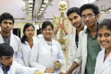 வெளிநாட்டில் மருத்துவப் படிப்பு முடித்த மாணவர்கள், சென்னையில் பயிற்சி பெற தமிழக அரசு அனுமதி..!