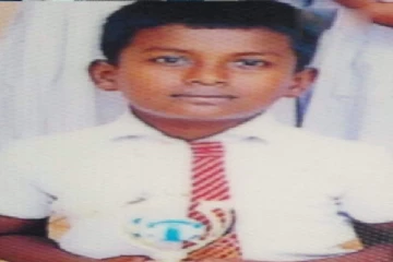 ஆசிரியர் பெயரை எழுதிவிட்டு தமிழ் மாணவன் விபரீத முடிவு; கலங்கும் பெற்றோர்