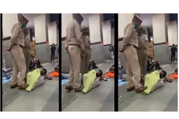 ரயில் நிலையத்தில் தூங்கிக் கொண்டிருந்த ஒருவரின் காலை நசுக்கிய காவலர் - அதிர்ச்சி வீடியோ!