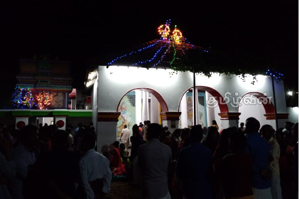 இலங்கையின் சின்னக்கதிர்காமம் எனப்போற்றப்படும் மண்டூர் கந்தசுவாமி ஆலயத்தின் வருடாந்த மஹோற்சவம் (Photos) | Mandur Kandaswamy Temple Chinnakadiragamam