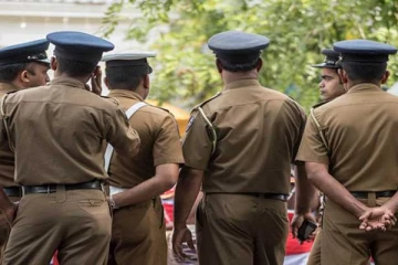 7 வயது மாணவியை அடித்து துன்புறுத்திய ஆசிரியை!