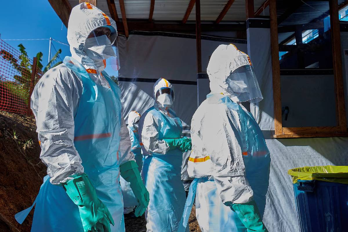 காங்கோவில் வேகமாக பரவும் எபோலா வைரஸ் ; 1,556 பேர் உயிரிழப்பு | Ebola Virus Spreads Rapidly In Congo