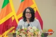 නිවාඩු දවසෙත් වැඩ කරන්න වෙයි, 4.30ටම යන්න බැරිවෙයි - රාජ්ය සේවකයන්ට අගමැතිනි කියූ දේ