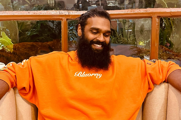 நிறைவேறாத விஜயகாந்தின் ஆசை.. மகனை இப்படி பார்க்க ஆசைப்பட்டாரா? | Vijayakanth Wanted To See Son In This Story