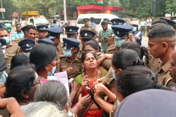 சிறிலங்கா அதிபராக ரணிலின் வடக்கிற்கான முதலாவது பயணம் - எதிர்ப்புப் போராட்டத்தில் உறவுகள்; காவல்துறை குவிப்பு!