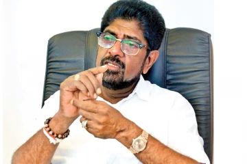 கோட்டாபயவின்  தலையீட்டால் அமைச்சர் பதவியில் இருந்து விலகும் கெஹெலிய?