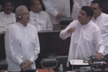 சபையில் சஜித் சீற்றம்!