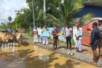 யாழில் விநோதமான முறையில் போராட்டம்(படங்கள்)