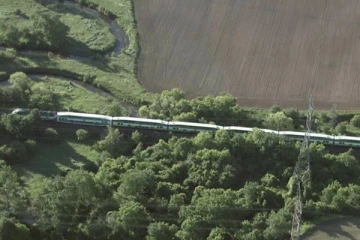 ஒன்ராறியோ அரசு ரயில் சேவை நிறுத்தம்