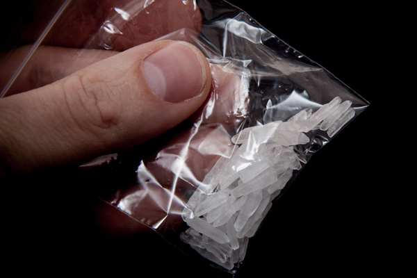 இலங்கைப் பெண்கள் தொடர்பில் பகீர்த்தகவல்! | Women Addicted To Drugs