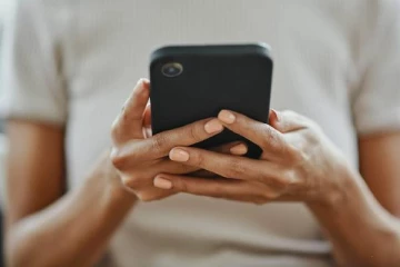 இந்தியாவின் முதல் மொபைல் அழைப்பு கட்டணம் எவ்வளவு தெரியுமா?ஆச்சரிய தகவல்!