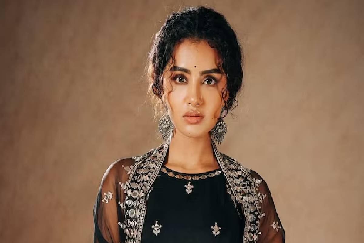 ஒருநாள் ரெமோ மறுநாள் அந்நியன்... நரக வேதனை : காதல் குறித்து அனுபமா பரமேஸ்வரன் ஓபன் டாக்! | Anupama Opens Up About Her Toxic Relationship ஒருநாள் ரெமோ மறுநாள் அந்நியன்... நரக வேதனை : காதல் குறித்து அனுபமா பரமேஸ்வரன் ஓபன் டாக்! | Anupama Opens Up About Her Toxic Relationship
