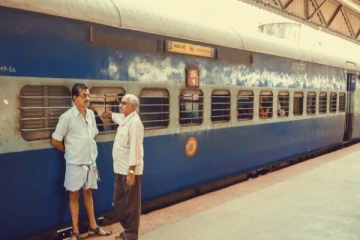 மூத்த குடிமக்களுக்கான ரயில் கட்டண சலுகை மீண்டும் வழங்கப்படுமா? அமைச்சர் சொன்ன பதில்!