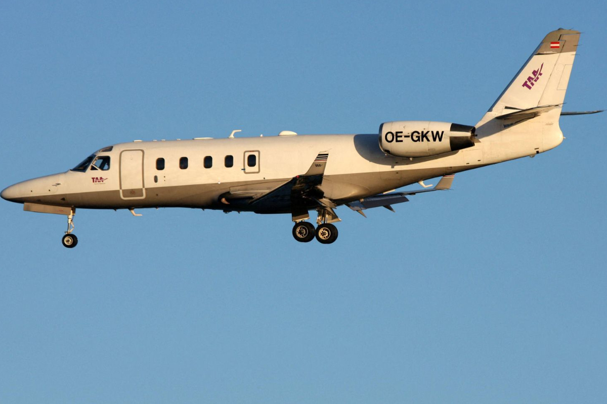 பெர்முடாவில் இருந்து புறப்பட்ட சிறிய ரக விமானம் மாயம் | Small Plane Missing After Departing Bermuda