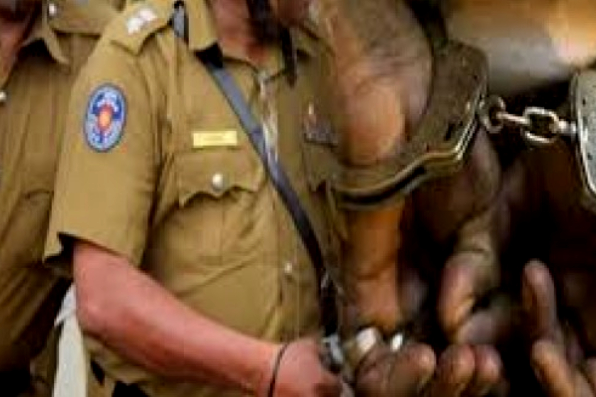 நாணயத்தாள் பயன்படுத்துபவர்களுக்கு விடுக்கப்பட்டுள்ள அவசர எச்சரிக்கை | Six Arrested With Drugs And Fake Currency Notes