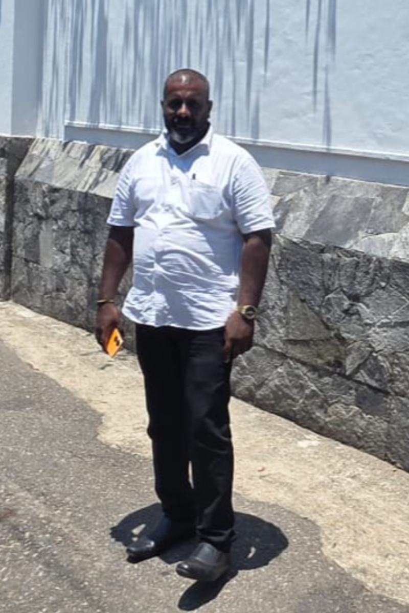 வவுனியா மாநகரசபையின் முன்னாள் முதல்வருக்கு எதிராக முறைப்பாடு! | Vavuniya Mc Corruption Complaint To Ciaboc