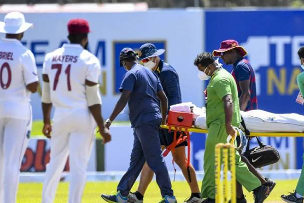 இலங்கையில் டெஸ்ட் போட்டியின் போது அதிர்ச்சி சம்பவம்: தீவிர சிகிச்சை பிரிவில் வீரர் | Incident Test Match Sri Lanka Player To Hospital