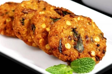 மாலை நேரத்தில் சுவையான மசால் வடை - 10 நிமிடத்தில் செய்வது எப்படி?