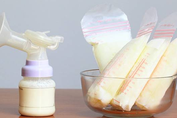 தாய்ப்பால் விற்று மாதம் ரூ.87,000 சம்பாதிக்கும் பெண் | Woman Earns Rs 87 000 A Month Selling Breast Milk