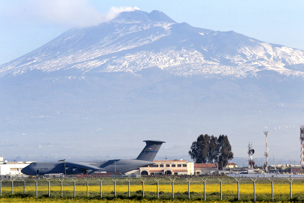 ட்ரம்பை கைவிட்ட நெருங்கிய கூட்டாளி! அமெரிக்க போர் விமானங்களுக்கு பேரிடி | Italy Blocks Us Warplanes In Sicily ட்ரம்பை கைவிட்ட நெருங்கிய கூட்டாளி! அமெரிக்க போர் விமானங்களுக்கு பேரிடி | Italy Blocks Us Warplanes In Sicily