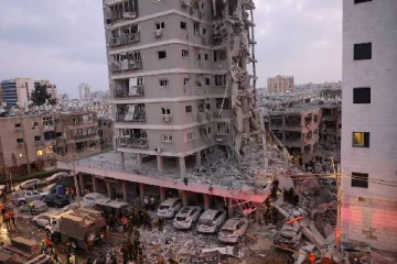 இஸ்ரேல் தாக்குதல் தொடர... போர் நிறுத்தத்திற்கு தயாரில்லை: ஈரான் திட்டவட்டம்