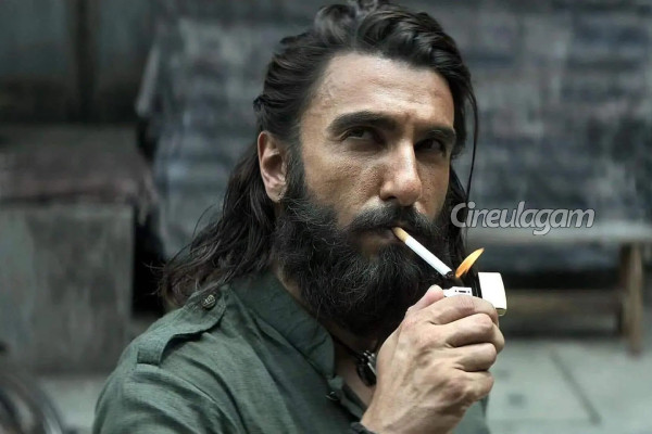 இந்தியாவிலேயே அதிகபட்ச விலை.. துரந்தர் ஓடிடி உரிமை வாங்கிய நெட்பிலிக்ஸ்! புஷ்பா 2 சாதனையை தகர்த்தது | Dhurandhar Ott Rights Netflix For Huge 285 Crores