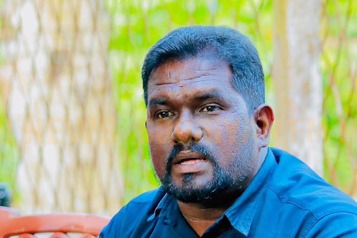 விசாரணைகளுக்குப் பயந்து நாடகமாடும் விமல் - கம்மன்பில! பிரதியமைச்சர் பிரதீப் சாடல் | Wimal Gammanpila Drama Out Fear Of Investigations விசாரணைகளுக்குப் பயந்து நாடகமாடும் விமல் - கம்மன்பில! பிரதியமைச்சர் பிரதீப் சாடல் | Wimal Gammanpila Drama Out Fear Of Investigations