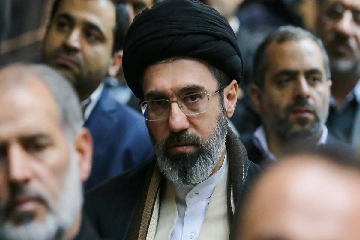 ஹோர்முஸ் நீரிணையை மூட அதிகாரம் இல்லை! ஈரானை எச்சரித்த பஹ்ரைன் | Bahrain Warns Iran