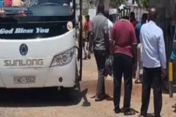 கொழும்பில் இருந்து மன்னார் நோக்கி பயணித்த தனியார் சொகுசு பேருந்து விபத்து!