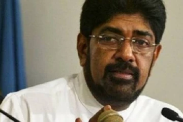 ஊரடங்கு நீடிப்பு குறித்து கருத்து தெரிவித்த  சுகாதார அமைச்சர்