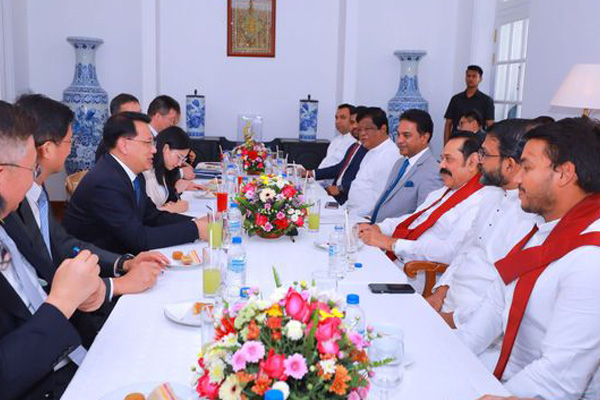 மகிந்தவை தேடிச்சென்று சந்தித்த சீனாவின் உயர்மட்டக்குழு | A High Level Chinese Delegation Met Mahinda
