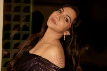 மாடர்ன் உடையில் மடோனா செபஸ்டியன் ஹாட் போட்டோஷூட்