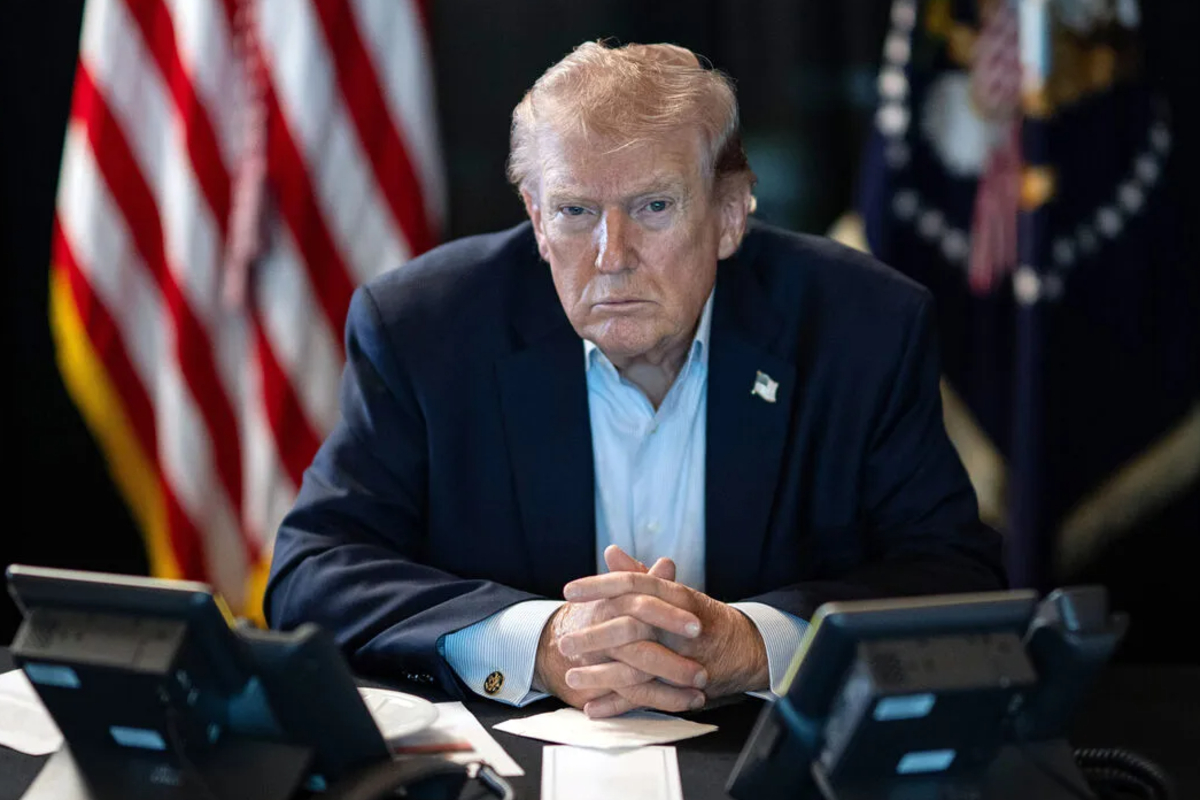 ஹோர்மூஸ் அருகே வெடித்து சிதறிய அமெரிக்காவின் மற்றுமொரு போர் விமானம்! அடுத்தடுத்து அதிரடி காட்டும் ஈரான்.. | A 10 Warthog Jet Crash Another Us Plane