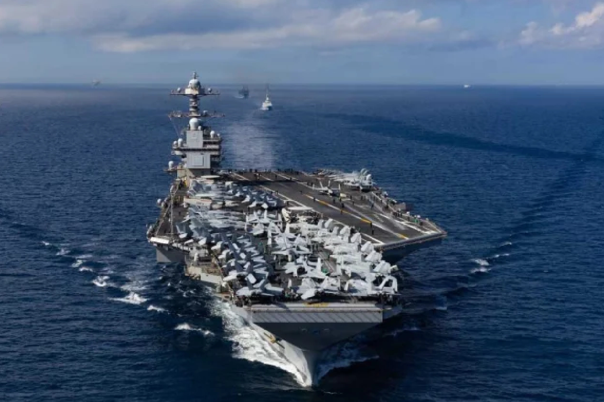 அதிகரிக்கும் மத்திய கிழக்கு போர் பதற்றம் : தீ விபத்திற்கு உள்ளான அமெரிக்க விமானம் தாங்கி கப்பல் | Fire Broke Us Aircraft Ship