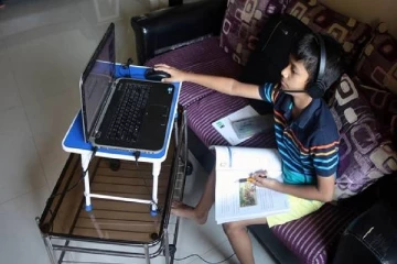 வவுனியாவில் இணைய வகுப்புக்களை திட்டமிட்டு குழப்பும் விசமிகள்