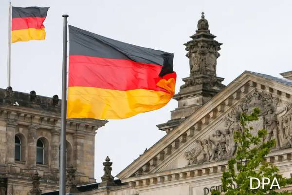 புலம்பெயர்ந்தோரை தங்கள் நாட்டுக்கு திரும்பிச் செல்ல வற்புறுத்தும் ஜேர்மனி: ஆனால்... | German Govt Push Syrians Return To Homeland