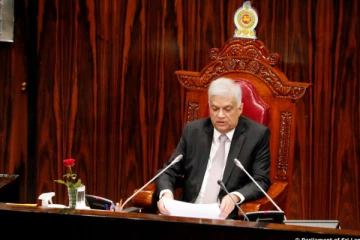 මැතිවරණය සම්බන්ධයෙන් ජනපතිගේ තීරණය දැනුම් දෙයි.(LIVE)