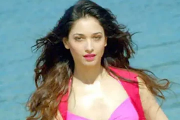 தமன்னாவிற்கு வயதாகிடுச்சா.. ரசிகர்களை ஷாக் ஆக்கிய புகைப்படம்